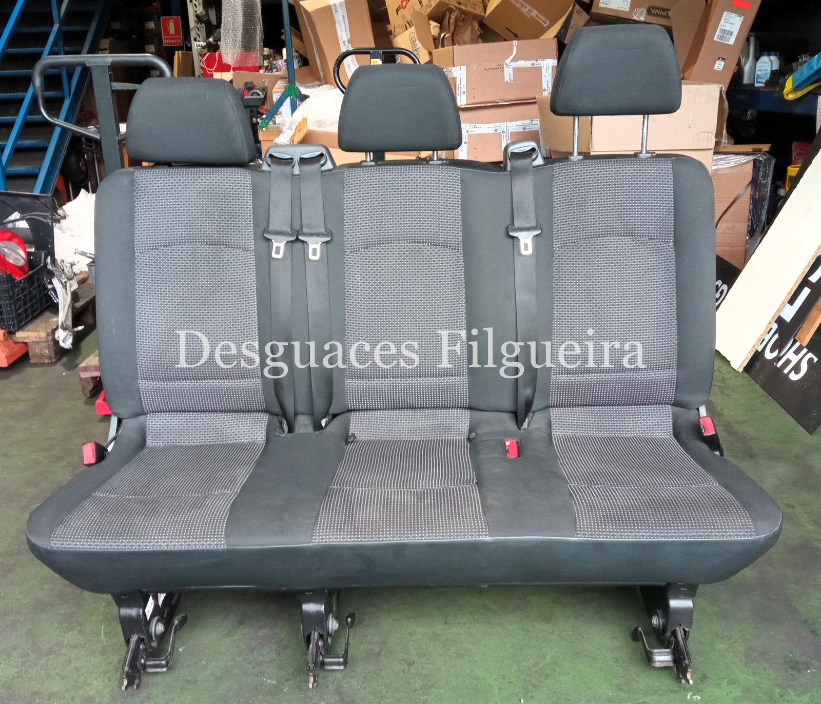 Asientos tercera fila de Mercedes-Benz Vito. - Imagen 1