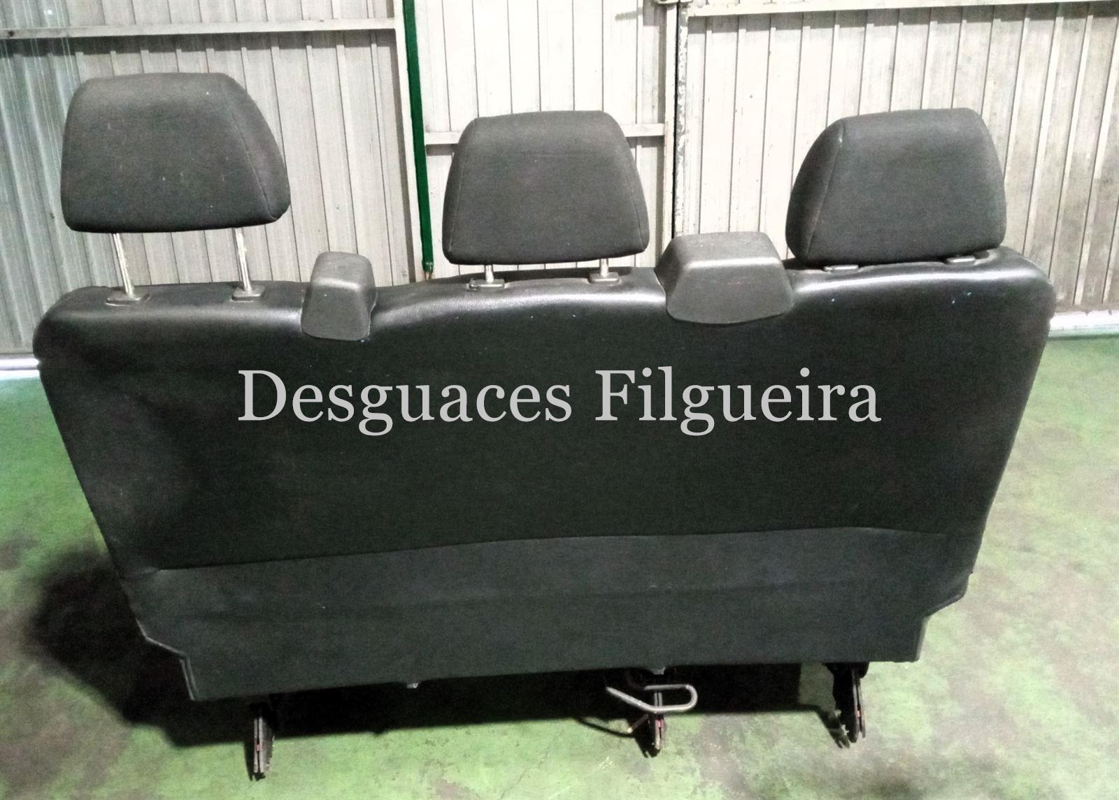 Asientos tercera fila de Mercedes-Benz Vito. - Imagen 2
