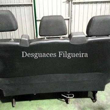 Asientos tercera fila de Mercedes-Benz Vito. - Imagen 2