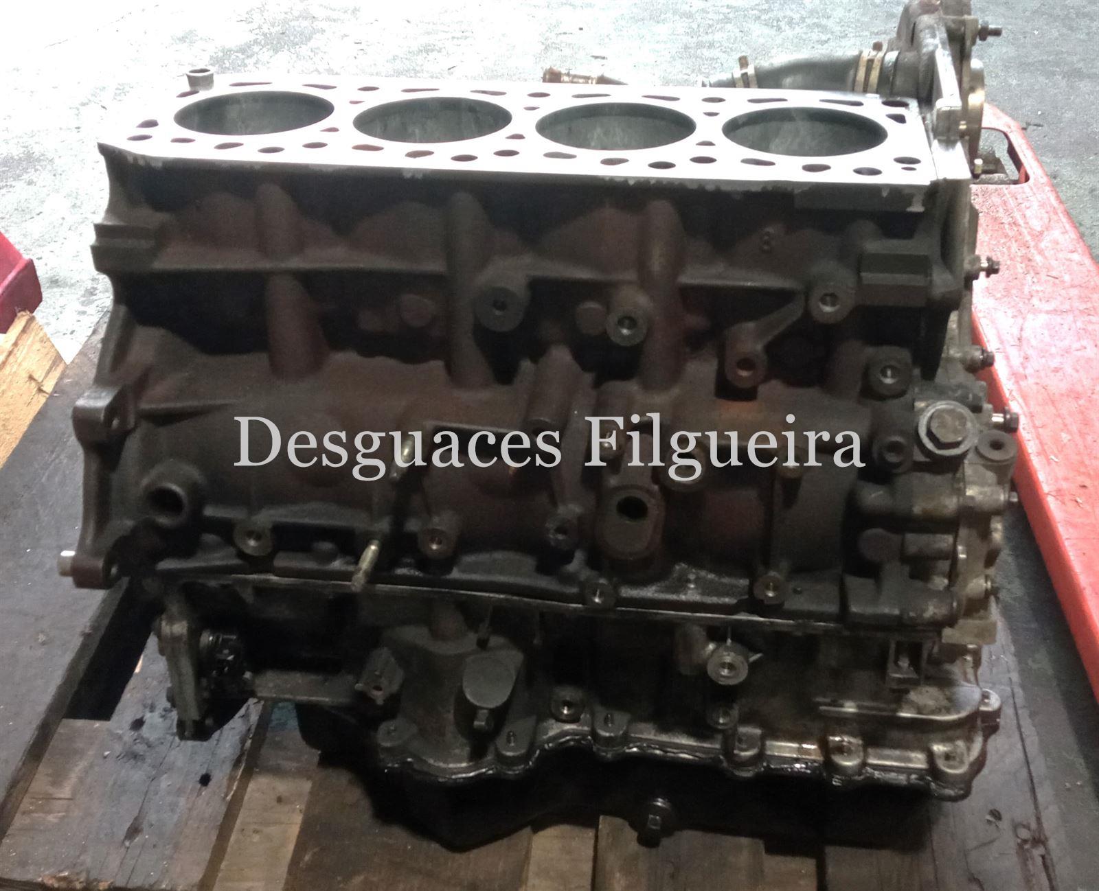 Bloque de motor de Ford Tourneo Connect 1.8 tdci, año 2010. - Imagen 5