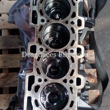 Bloque motor Renault Clio 1. 5DCI K9K 714 - Imagen 1