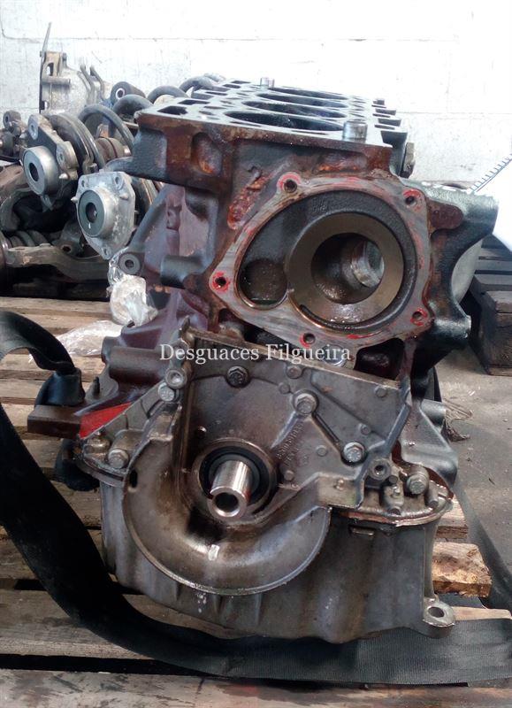 Bloque motor Renault Clio 1. 5DCI K9K 714 - Imagen 2