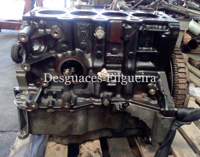 Bloque motor Renault Clio 1. 5DCI K9K 714 - Imagen 3