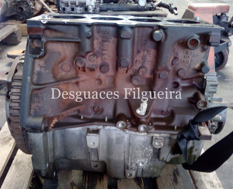 Bloque motor Renault Clio 1. 5DCI K9K 714 - Imagen 4