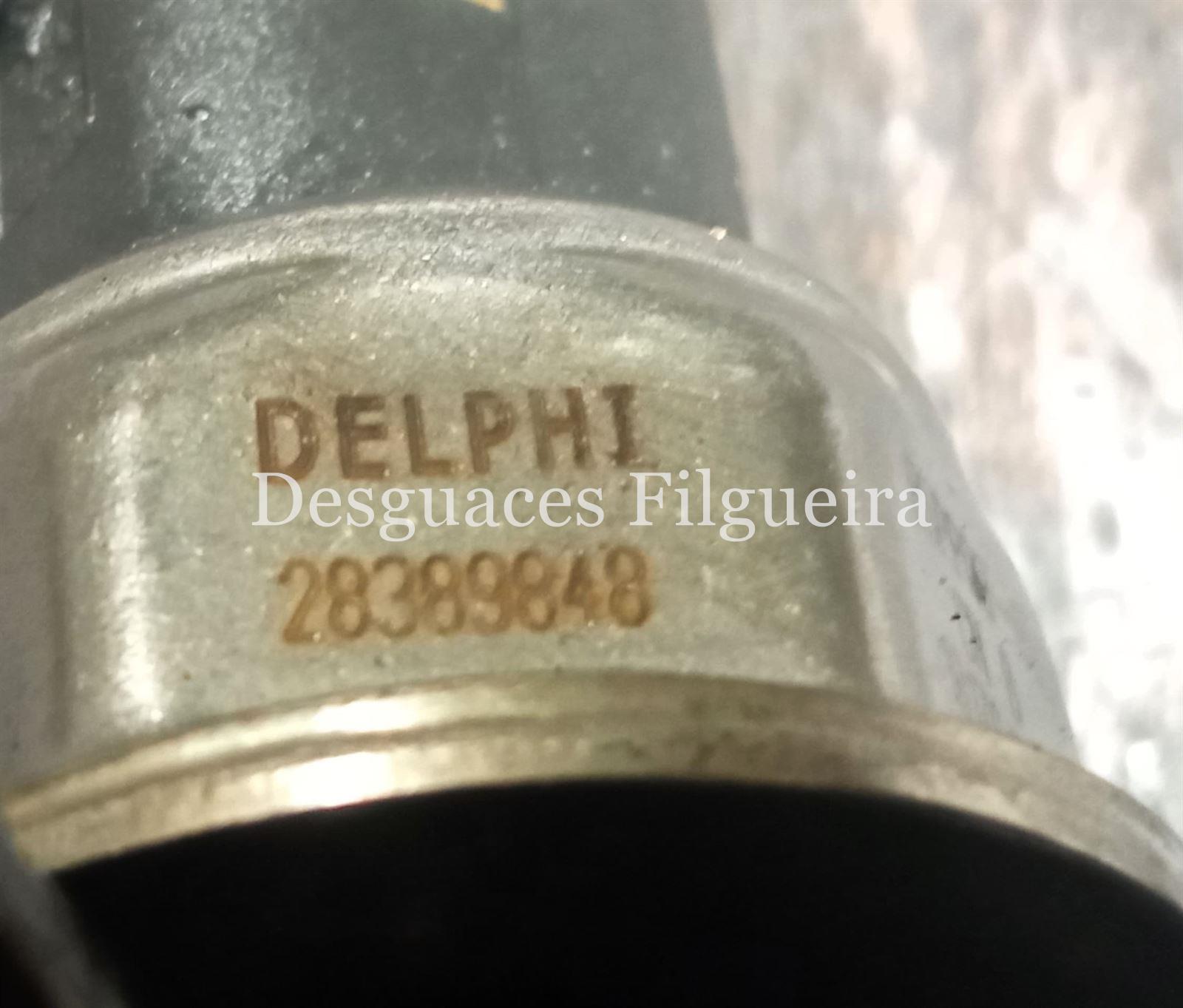 Bomba con inyectores y rampa de inyección de Renault  Scenic II, 1.5 dCi, 82 cv, código de motor K9K 722, año 2003. - Imagen 5