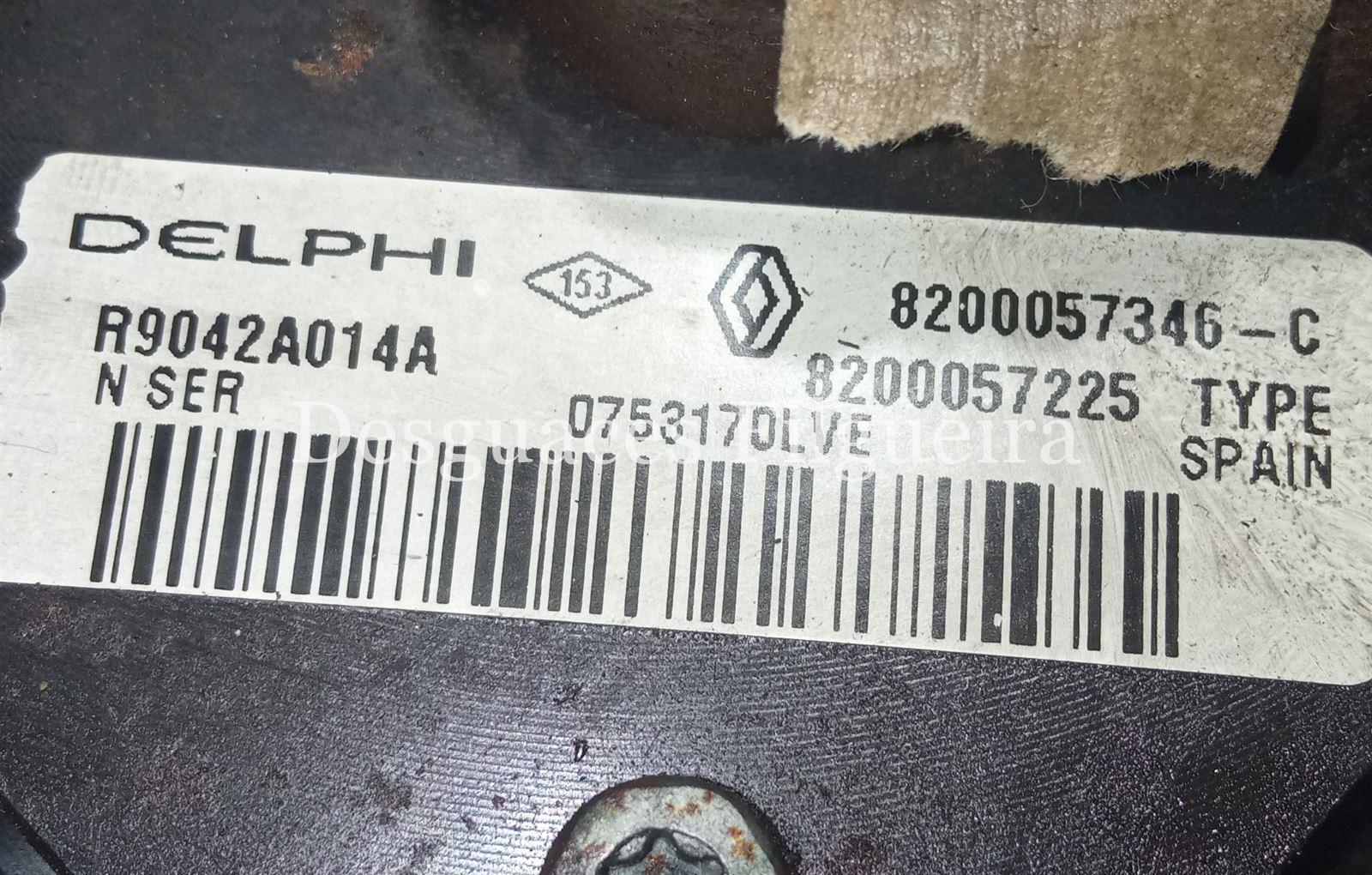 Bomba con inyectores y rampa de inyección de Renault  Scenic II, 1.5 dCi, 82 cv, código de motor K9K 722, año 2003. - Imagen 8