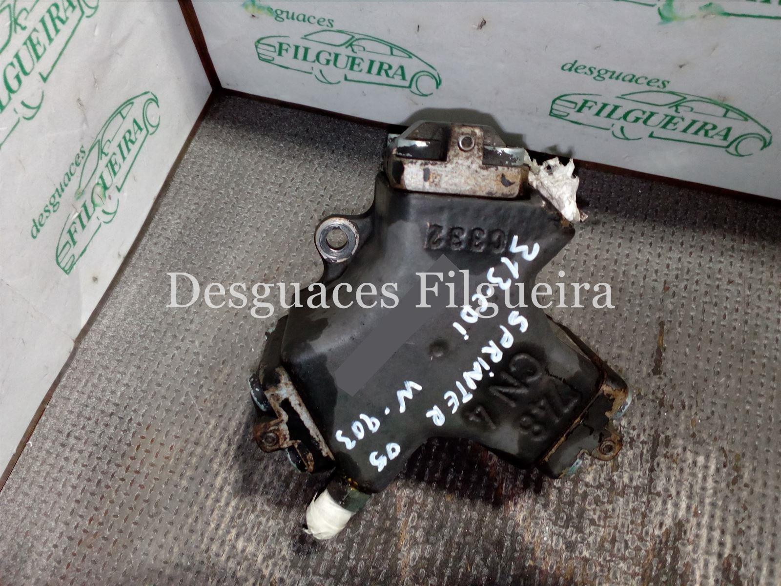 Bomba de alta Mercedes Sprinter 3-t, 313CDI W903 0986437100 - Imagen 2