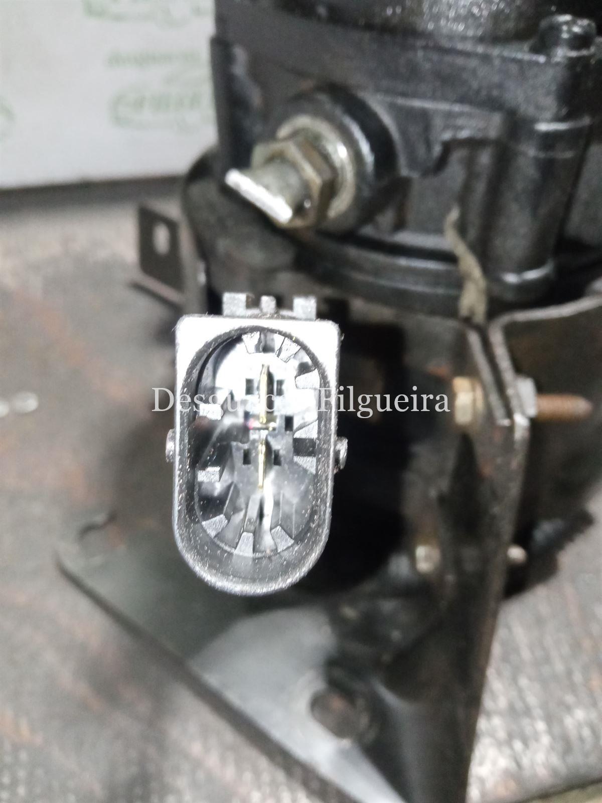 Bomba de dirección eléctrica de Citroen Saxo 1.5 D 57 cv, código de motor VJZ, año 1999. - Imagen 5