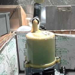 Bomba de dirección eléctrica de Mazda 3 Berlina, 2.2 TD, 150 cv, año 2009. - Imagen 1