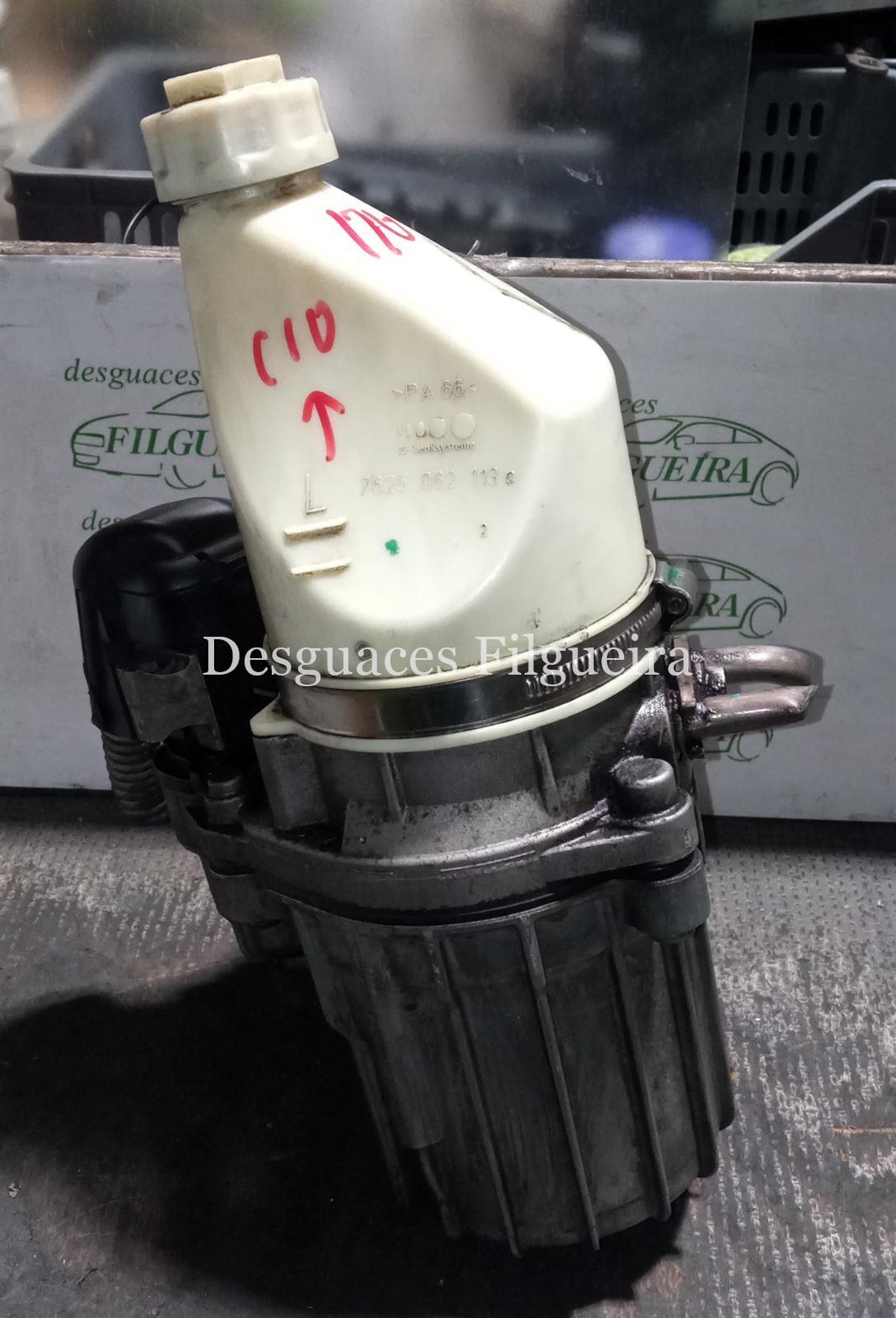 Bomba de dirección eléctrica de Opel Astra H Berlina 1.7 CDTI, 100 cv, código de motor Z17DTH, año 2004. - Imagen 1