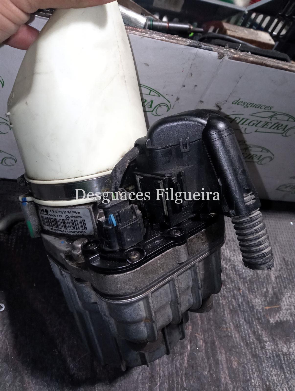 Bomba de dirección eléctrica de Opel Astra H Berlina 1.7 CDTI, 100 cv, código de motor Z17DTH, año 2004. - Imagen 2