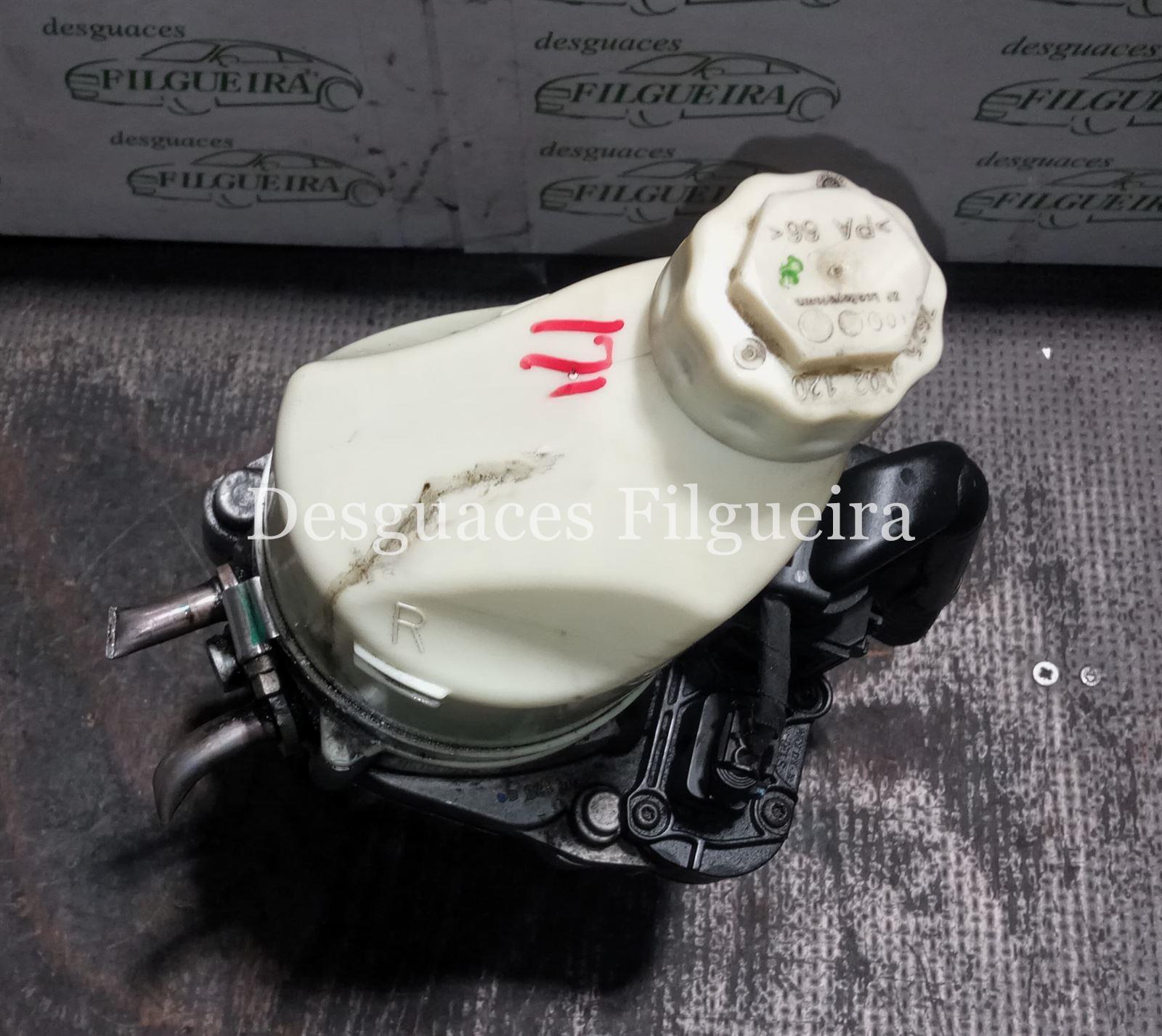 Bomba de dirección eléctrica de Opel Astra H Berlina 1.7 CDTI, 100 cv, código de motor Z17DTH, año 2004. - Imagen 3