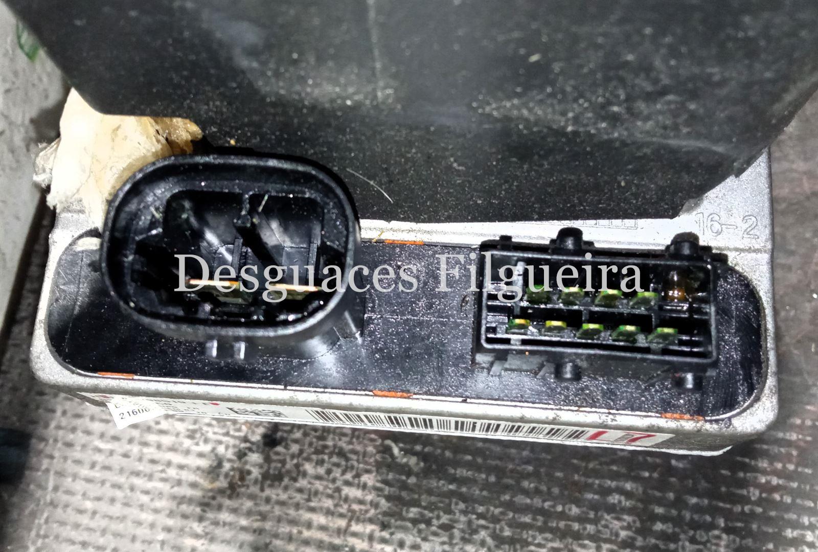 Bomba de dirección eléctrica de Peugeot 407 2.0 HDI Sport, 140 cv, código de motor RH01, año 2010. - Imagen 2