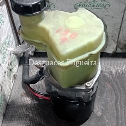 Bomba de dirección eléctrica de Renault Clio II Fase I, 1.9 dTi, 90 cv, código de motor F9QH7, año 2000. - Imagen 1