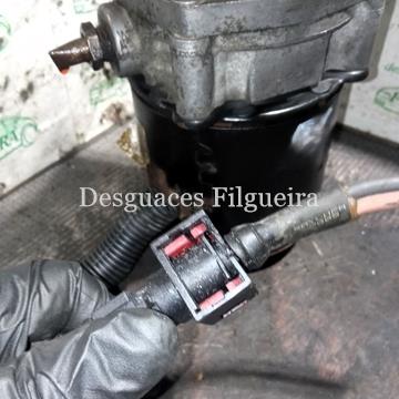 Bomba de dirección eléctrica de Renault Clio II Fase I, 1.9 dTi, 90 cv, código de motor F9QH7, año 2000. - Imagen 2