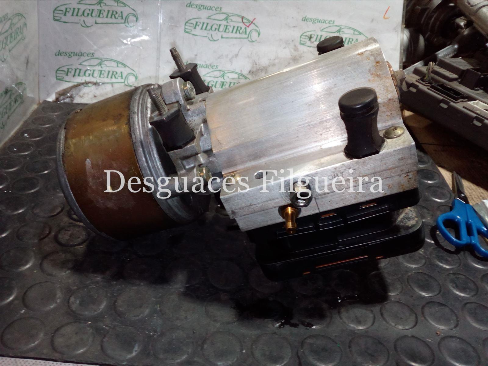 Bomba de suspension Citroen C5 2. 0 HDI 9636713880/B - Imagen 2