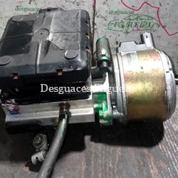 Bomba de suspesión de Citroen C5 Berlina 2.0 HDi, 109 cv, código de motor RHZ, año 2003. - Imagen 1