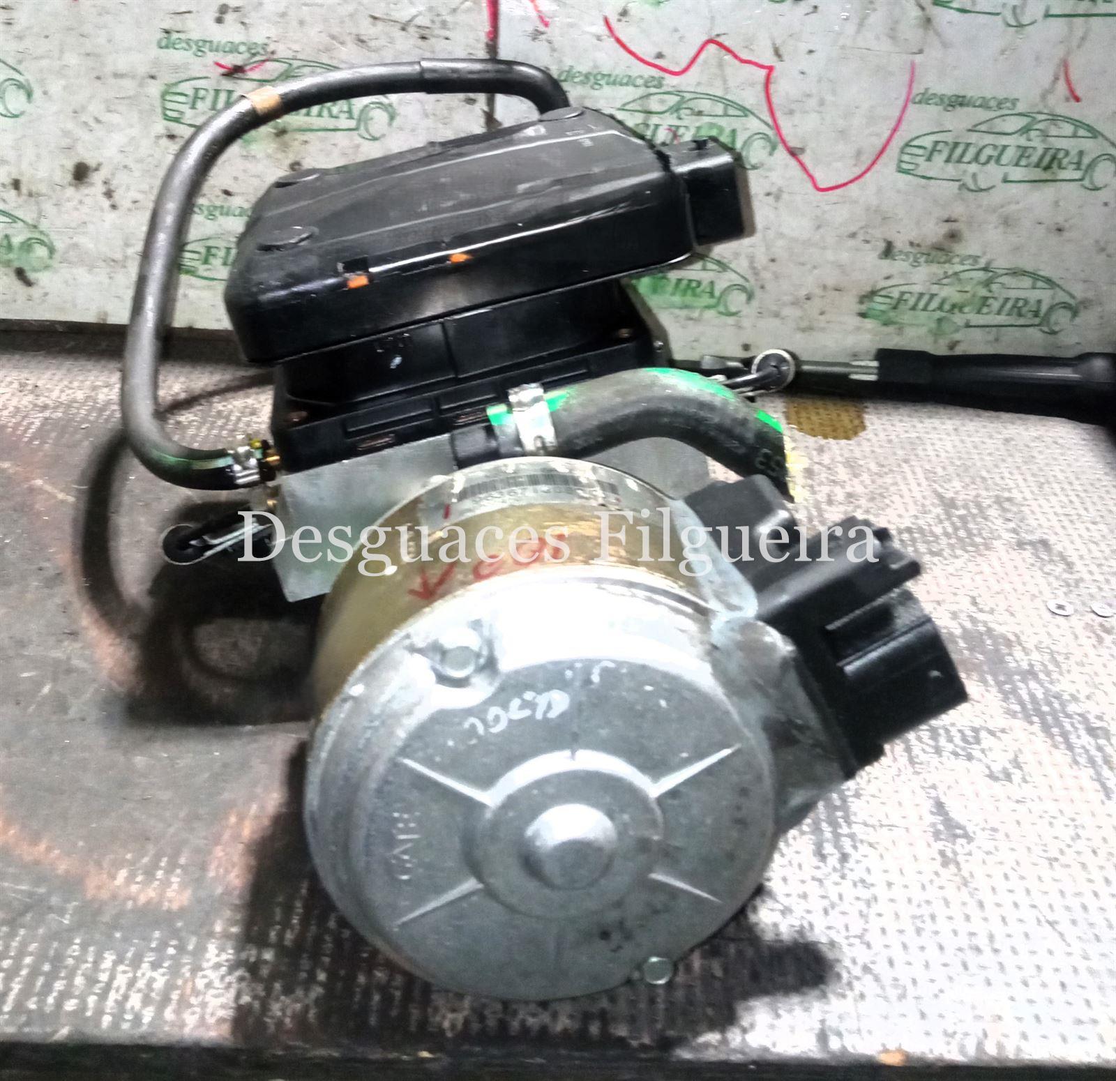 Bomba de suspesión de Citroen C5 Berlina 2.0 HDi, 109 cv, código de motor RHZ, año 2003. - Imagen 3