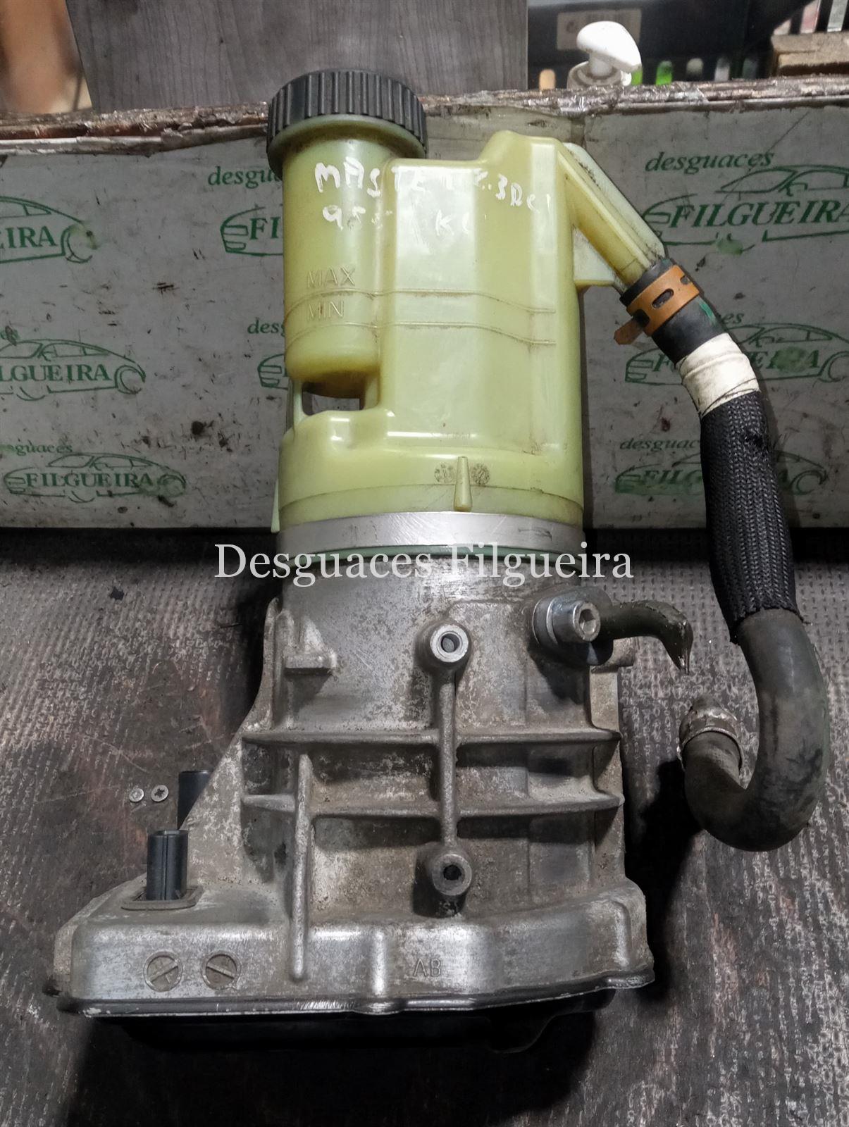 Bombo de direccion asistida de Renault Master III Furgón, 2.3 dCi, 170 cv, código de motor M9T D7, año 2018. - Imagen 3