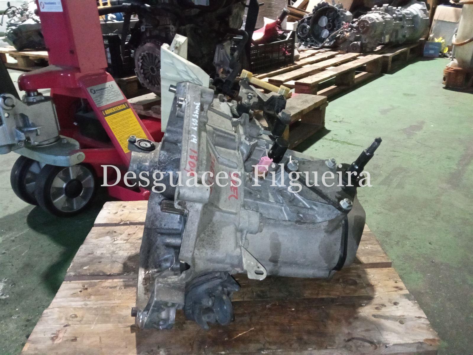 Caja cambio de Citroen C4 Berlina, 1.4, 16v, 88 cv, código de motor KFU, año 2005. - Imagen 5