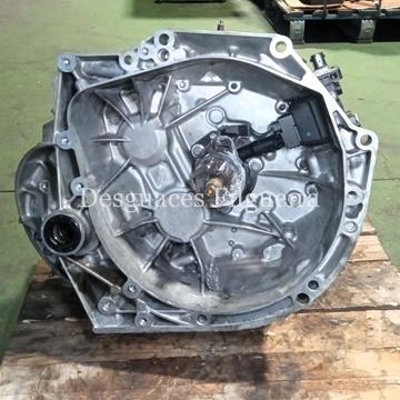 Caja cambios manual de Peugeot 3008 1.6 Allure e-HDI, 114 cv, código de motor 9H05, año 2014. - Imagen 1