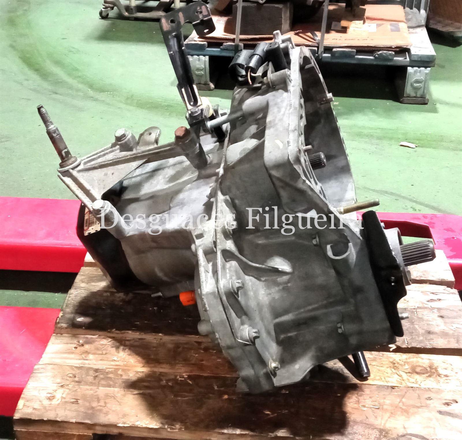 Caja cambios manual de Renault Clio II Fase I, 1.5 dCi, 65 cv, código de motor K9K A7, año 2002. - Imagen 5