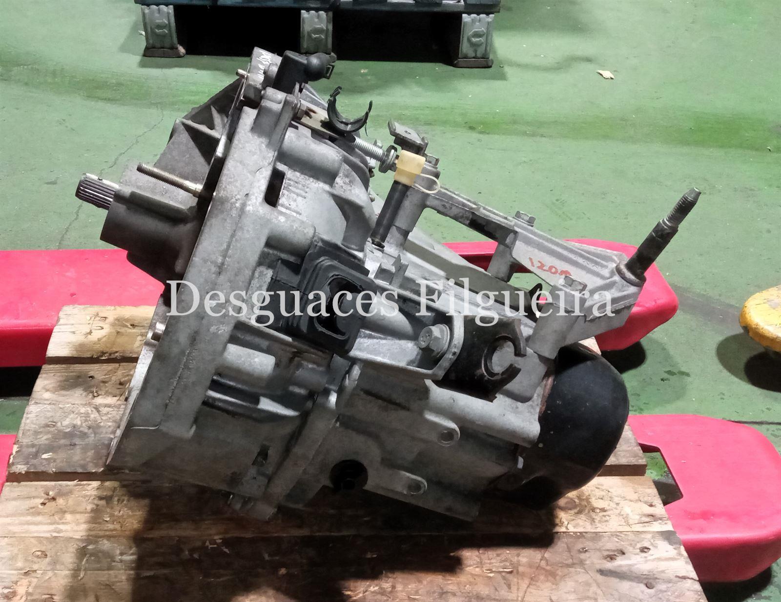 Caja cambios manual de Renault Clio II Fase I, 1.5 dCi, 82 cv, código de motor K9K702, año 2004. - Imagen 4