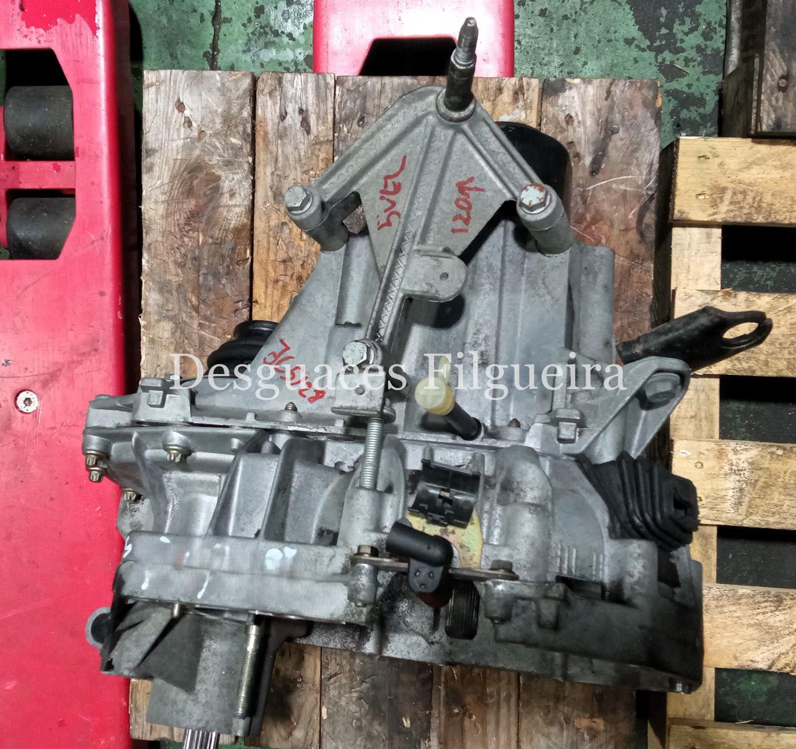 Caja cambios manual de Renault Clio II Fase I, 1.5 dCi, 82 cv, código de motor K9K702, año 2004. - Imagen 5