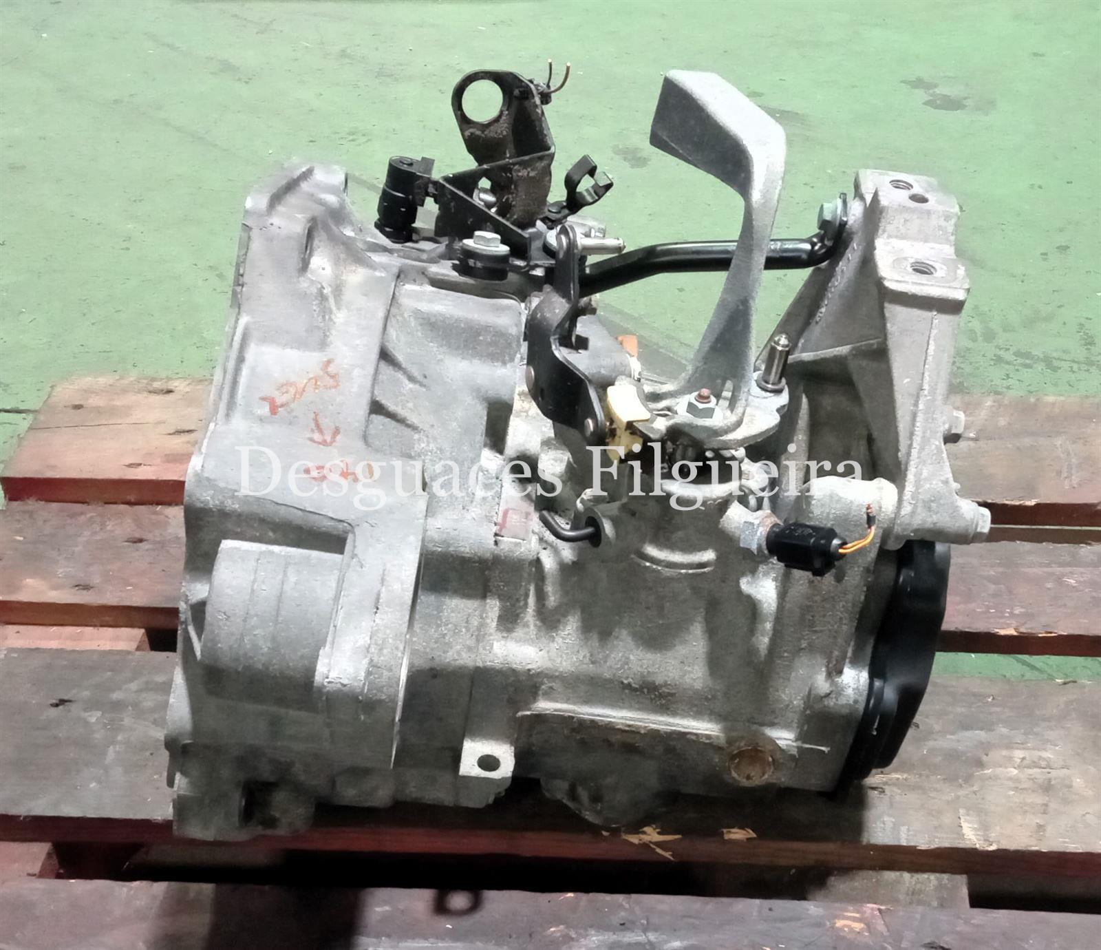 Caja cambios manual de Volkswagen Bora Berlina, 1.9 TDI, 90 cv, código de motor ALH, año 2001. - Imagen 3