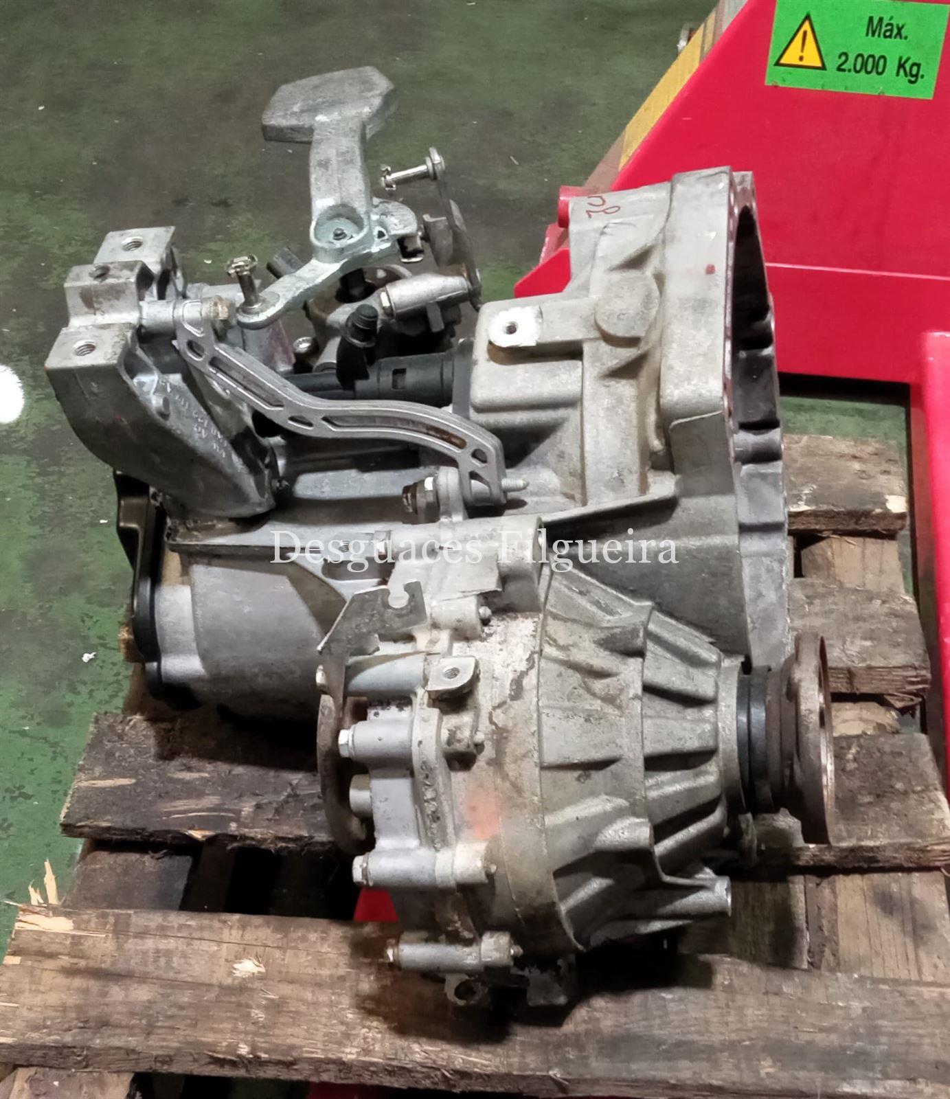 Caja cambios manual de Volkswagen Golf V, 1.9 TDI, 105 cv, código de motor BXE, año 2007. - Imagen 4