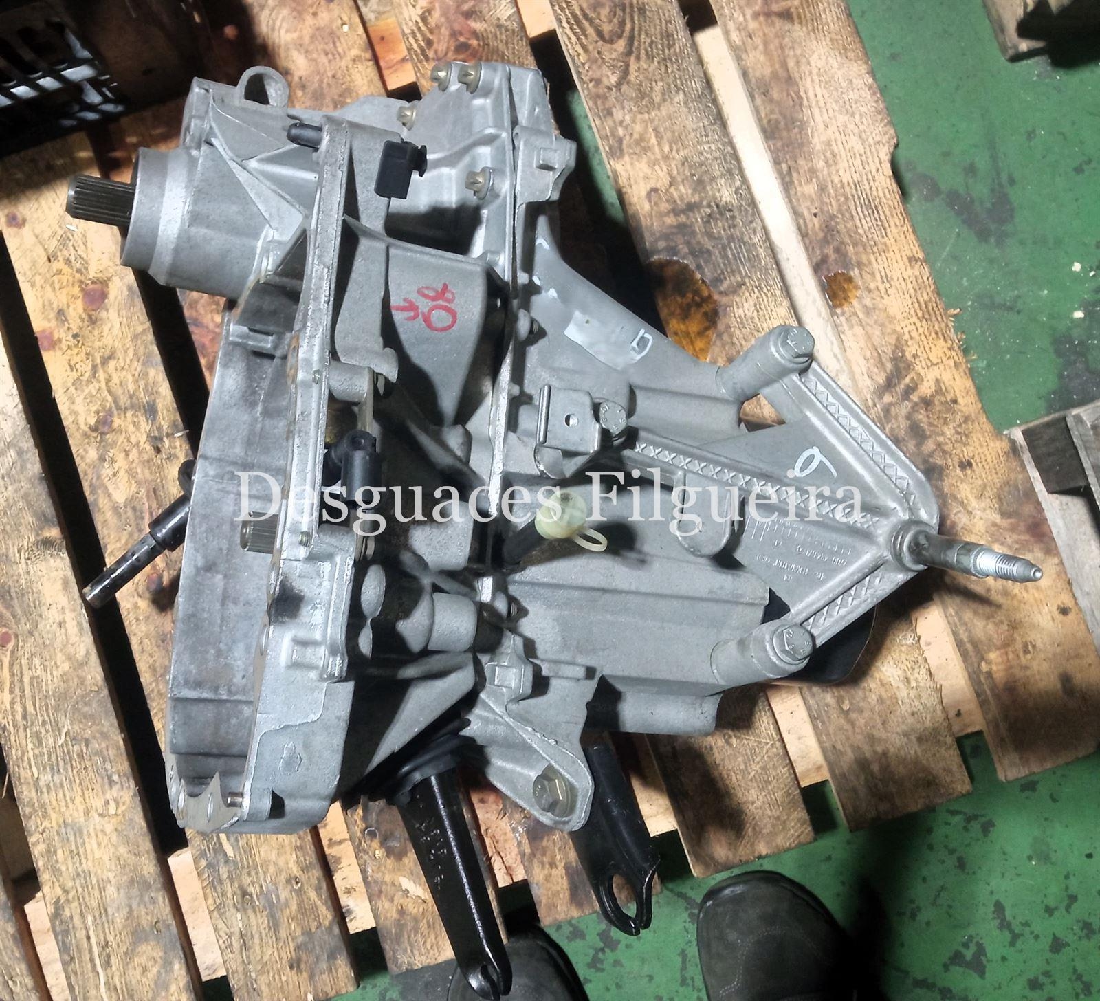 Caja de cambio manual de Clio II Fase I 1.2 16v, 75 cv, código de motor D4F712, año 2004. - Imagen 2