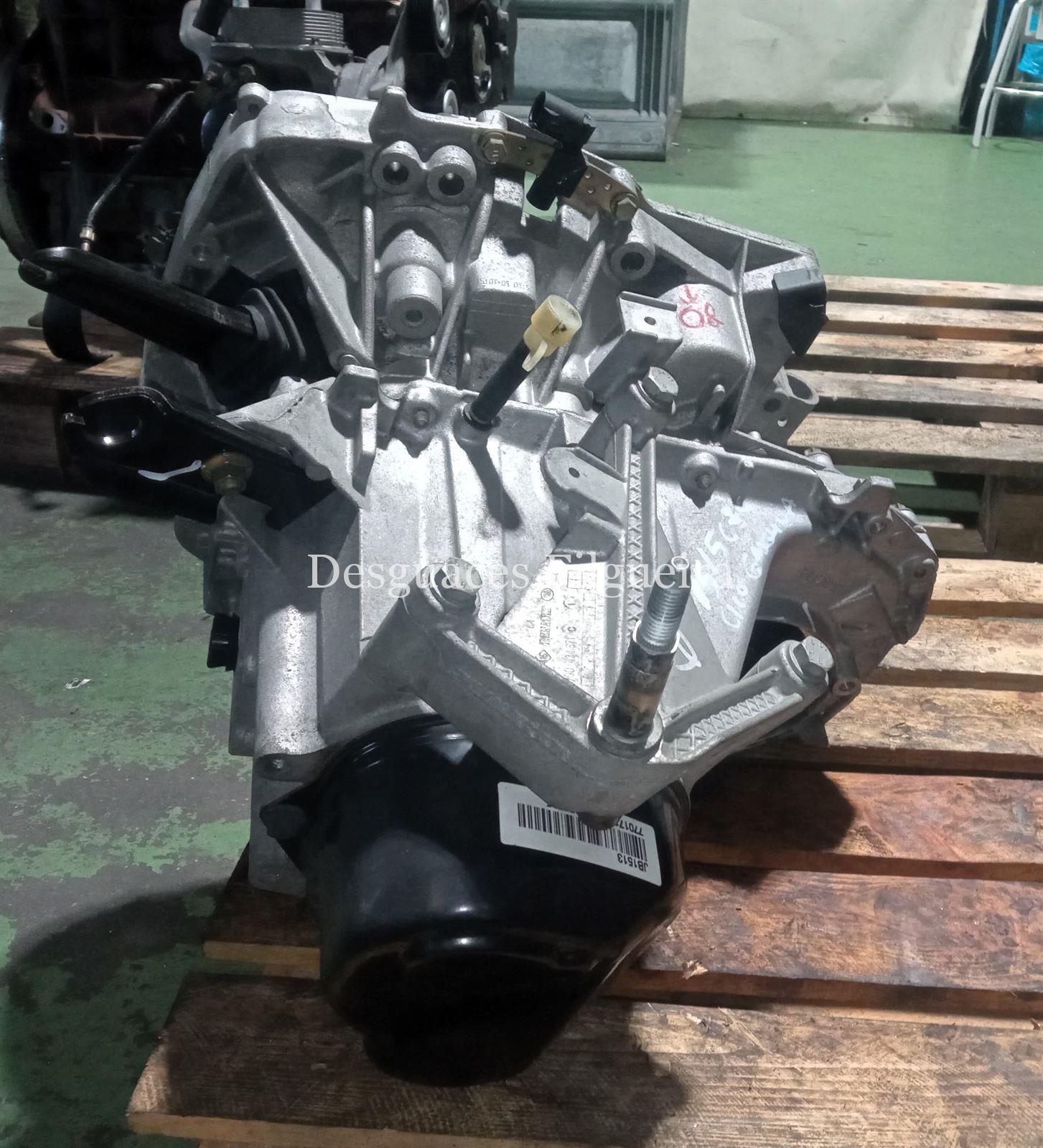 Caja de cambio manual de Clio II Fase I 1.2 16v, 75 cv, código de motor D4F712, año 2004. - Imagen 4