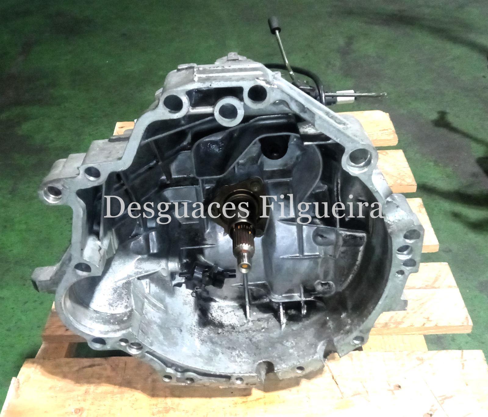 Caja de cambio manual de Volkswagen Passat Berlina 1.9 TDI, 115 cv, código de motor: AJM, año 2000. - Imagen 1