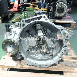 Caja de cambios de Audi A3 1.9 TDI Ambiente 90 cv, código motor AGR, año 2002. - Imagen 2