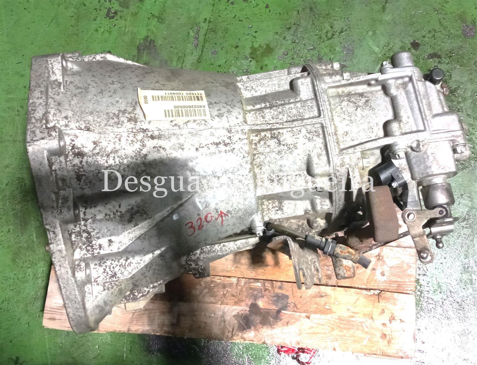 Caja de cambios de Mercedes-Benz Sprinter 2-t Furgón 211 CDI, 109 cv, código de motor 611981, año 2002. - Imagen 7