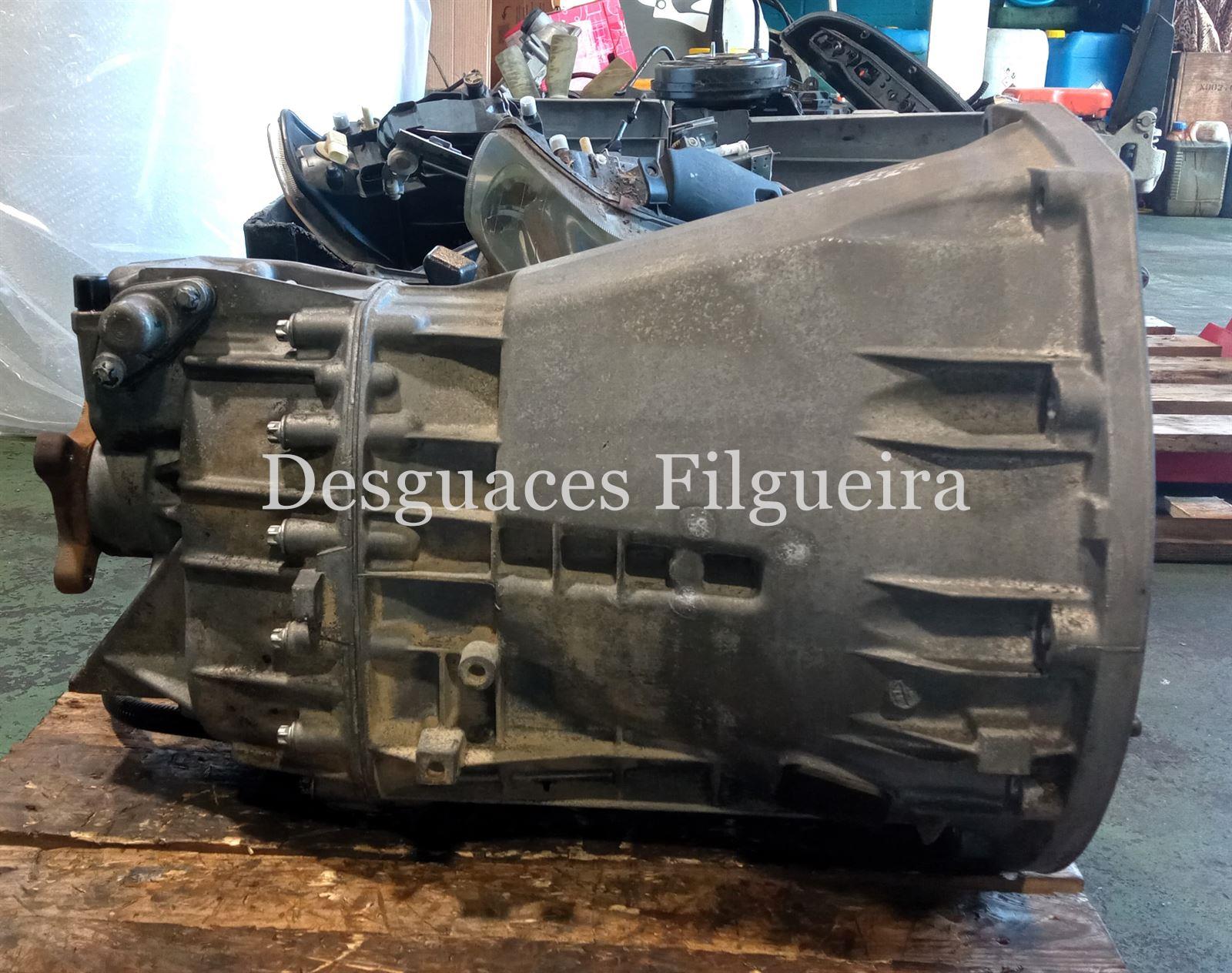 Caja de cambios de Mercedes-Benz Spritner 2.t Furgón w901, 208 CDI, 82 cv, código de motor 611.987, ref caja711.605 año 2001. - Imagen 4