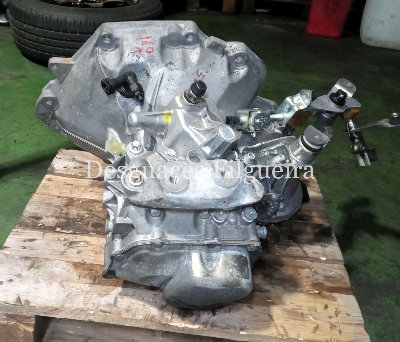 Caja de cambios de Opel Combo 1.7 DI 16V, 65 cv, código de motor Y 17 DTL, año 2004. - Imagen 4