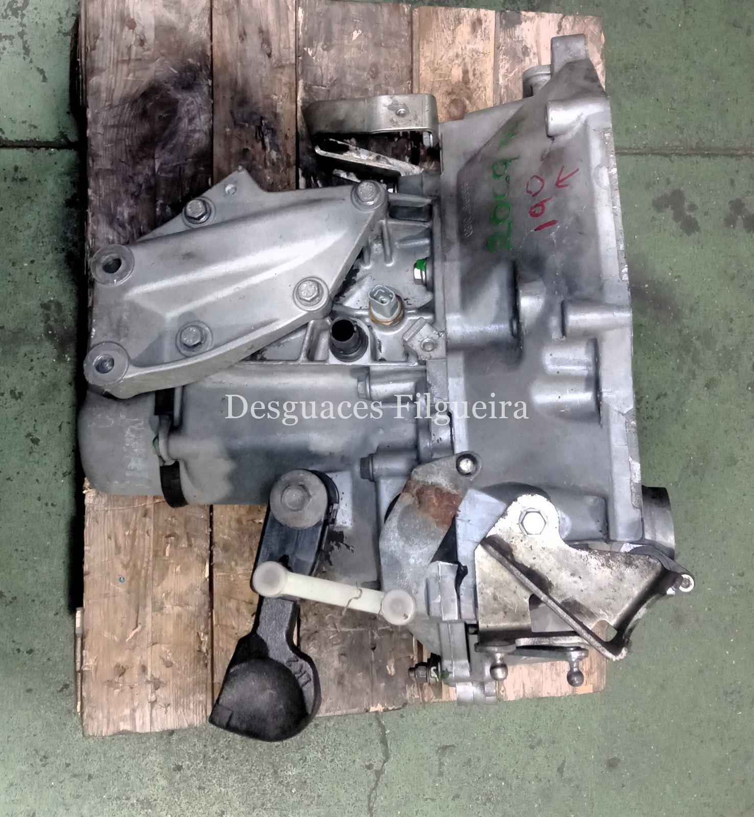 Caja de cambios de Peugeot Bipper 1.4 HDi, 68 cv, código de motor 8HS, año 2008. - Imagen 2