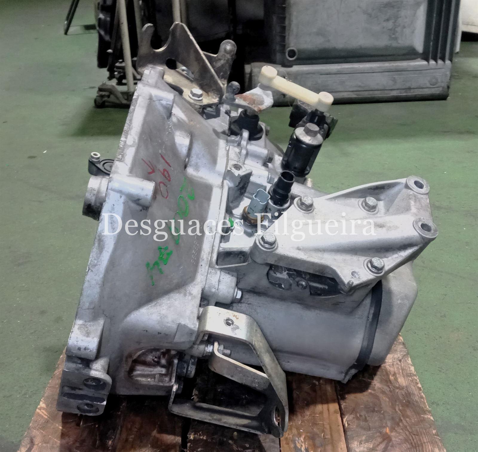 Caja de cambios de Peugeot Bipper 1.4 HDi, 68 cv, código de motor 8HS, año 2008. - Imagen 3