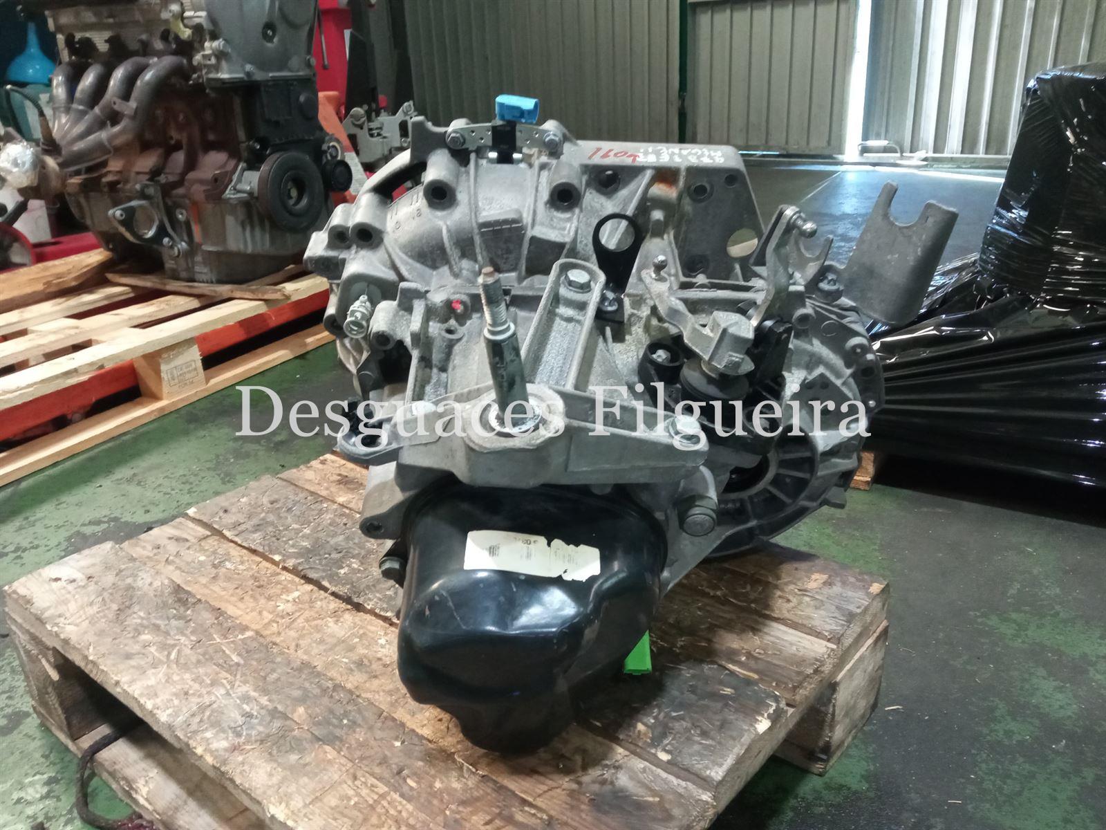 Caja de cambios de Renault Megane II Coupe / Cabrio 1.6 16 v, 111 cv, código de motor K4MD8, ref caja JH3142 , año 2006. - Imagen 2