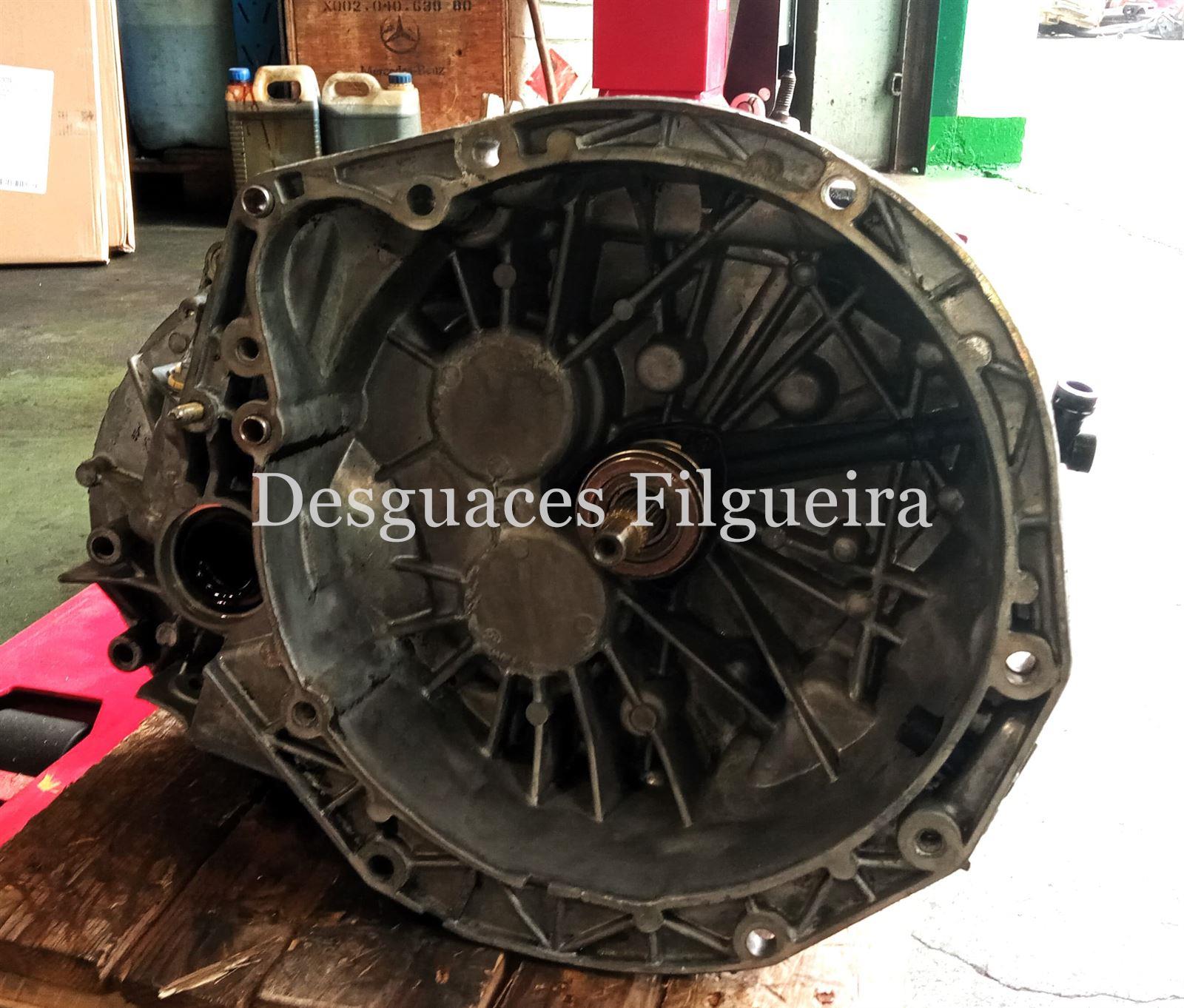 Caja de cambios de Renault TRAFIC II Furgón, 1.9 dCi 101 cv, código de motor F9Q U7, ref caja PK6071, año 2003. - Imagen 1