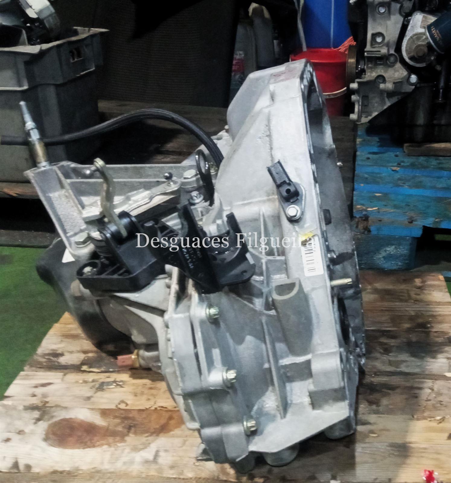 Caja de cambios de Renualt Clio III 1.5 dCi, 86cv, código de motor K9K T766, año 2006. - Imagen 5