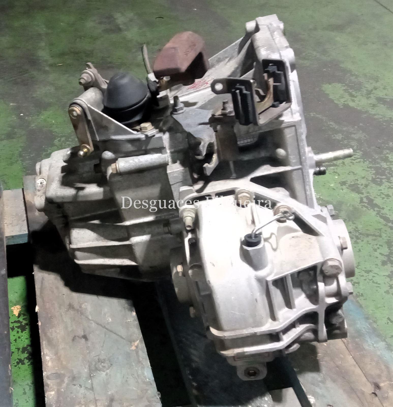 Caja de cambios manual de Alfa Romeo 147, 115 cv, código de motor 937 A2.000, año 2002. - Imagen 2