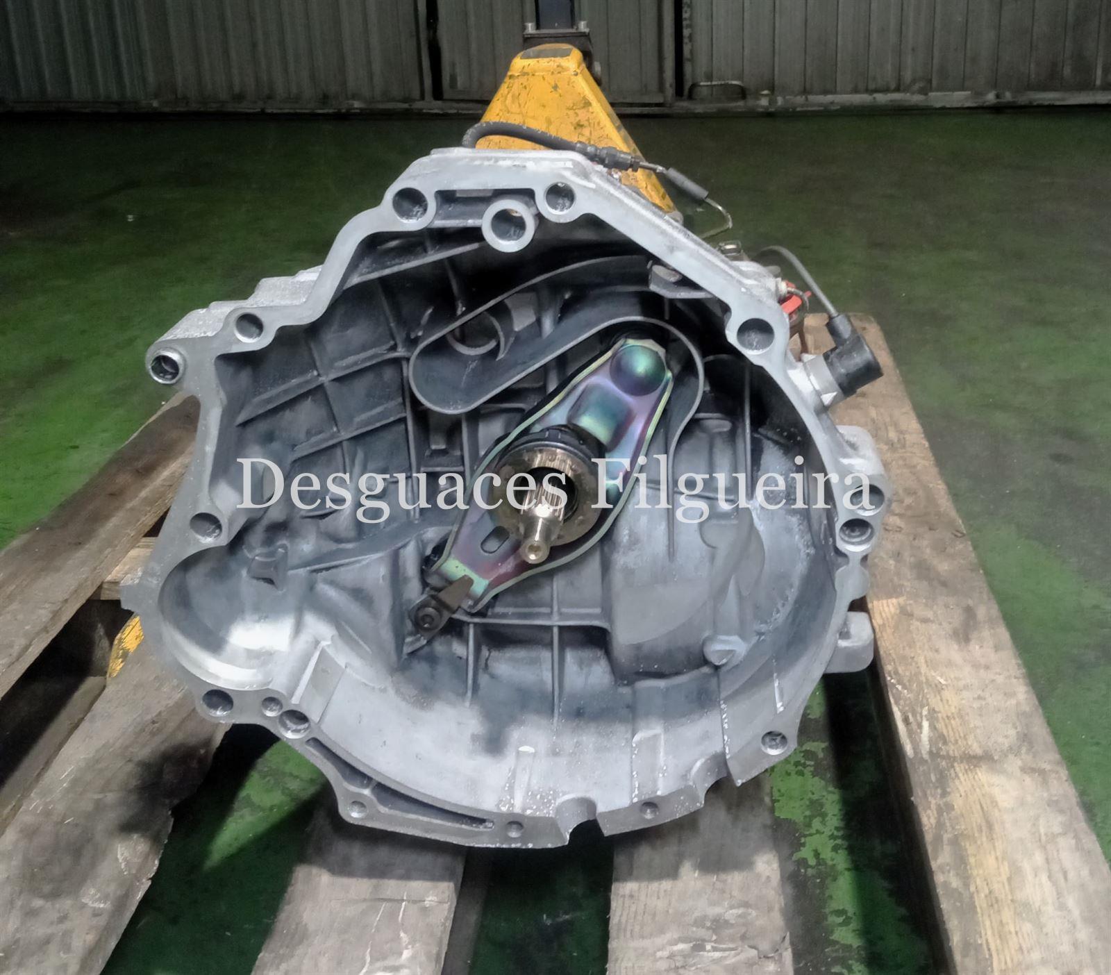 Caja de cambios manual de Audi A4 Berlina 2.5 TDI, código de motor AKE, 180 cv, año 2001. - Imagen 1