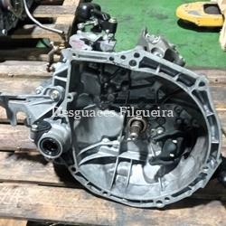 Caja de cambios manual de Citroen C3 1.4 HDi, 68 cv, código de motor 8HX, año 2003. - Imagen 1