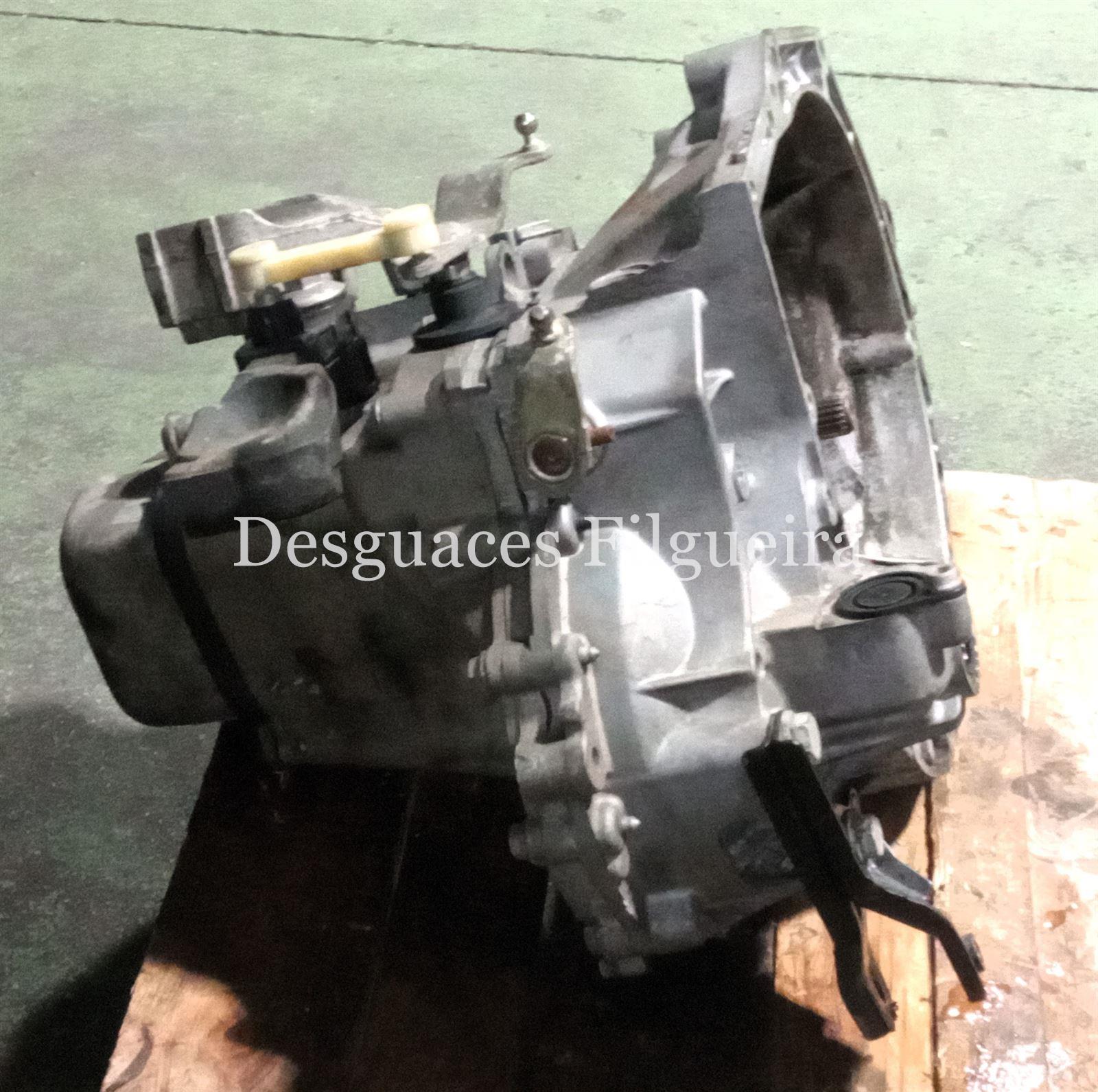 Caja de cambios manual de Citroen C3, 1.4 HDi, 68 cv, código de motor 8HZ, añó 2009. - Imagen 5