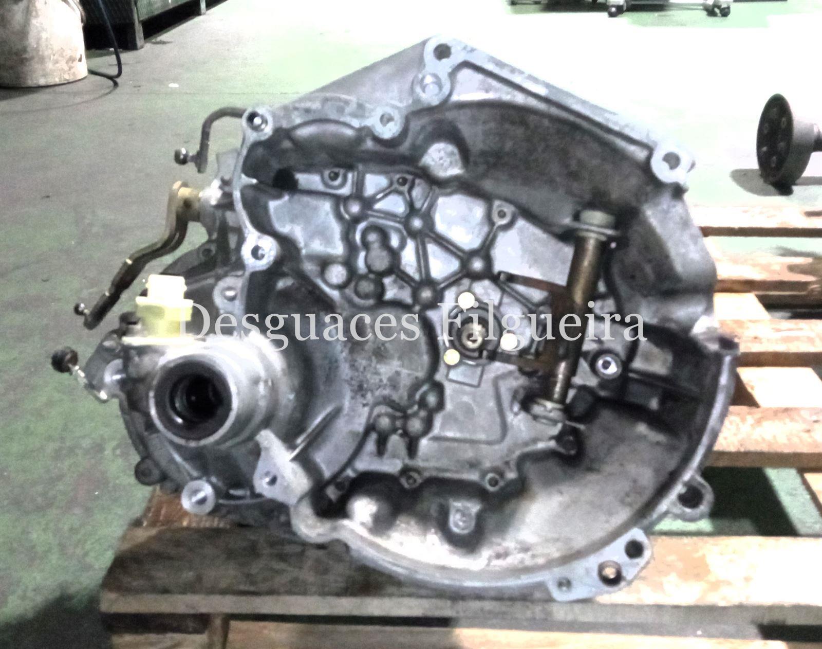 Caja de cambios manual de Citroen Saxo 1.1 X, 60cv, código de motor HDZ, año 1999. - Imagen 1