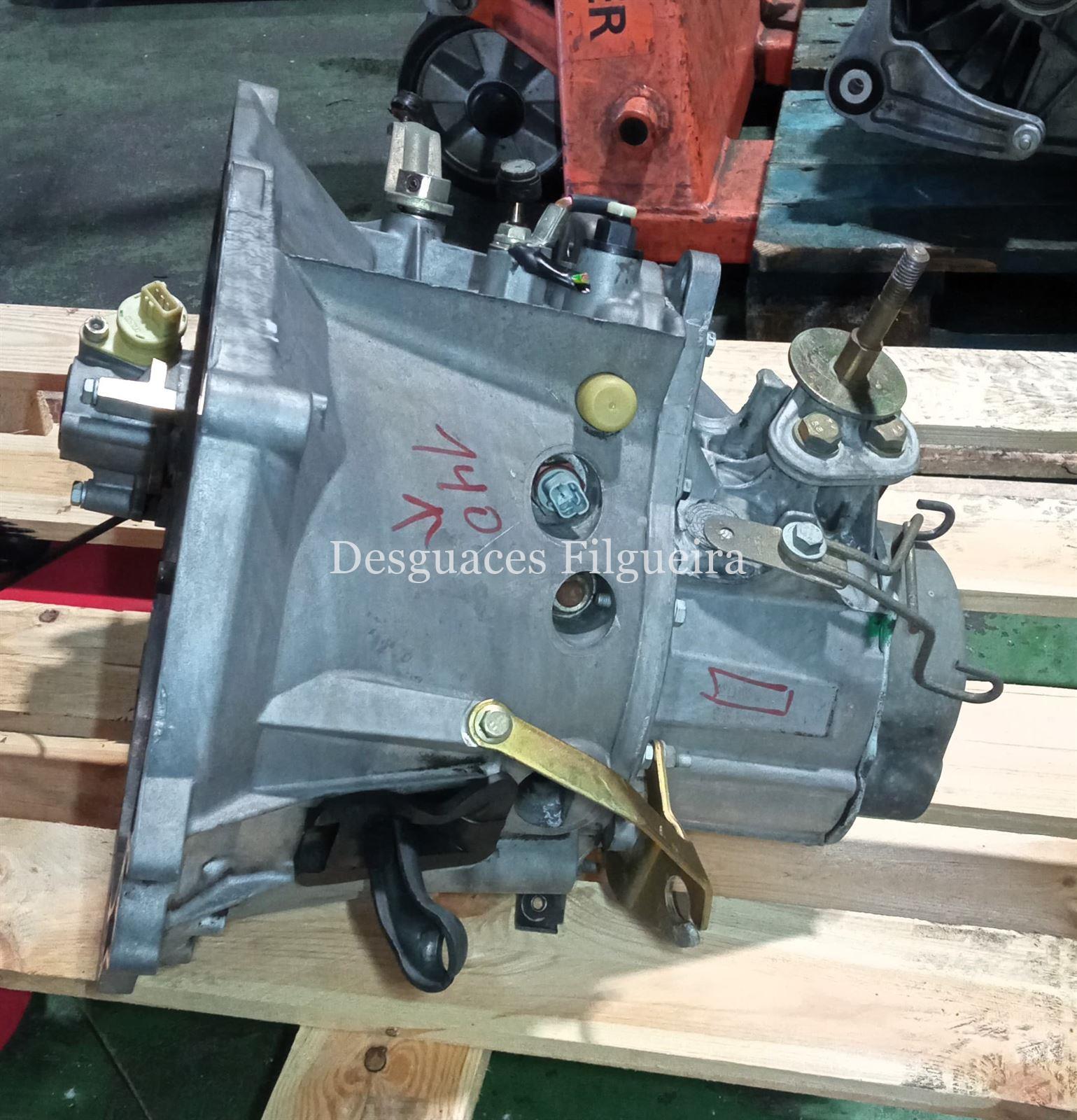 Caja de cambios manual de Citroen Xsara Berlina 1.4 HDi, 68 cv, código de motor 8HZ, año 2003. - Imagen 5