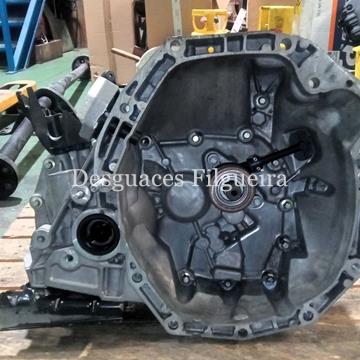 Caja de cambios manual de Dacia Dokker 1.5 SL Eficacia. 75 cv, código de motor: K9K C6, año 2014 - Imagen 1