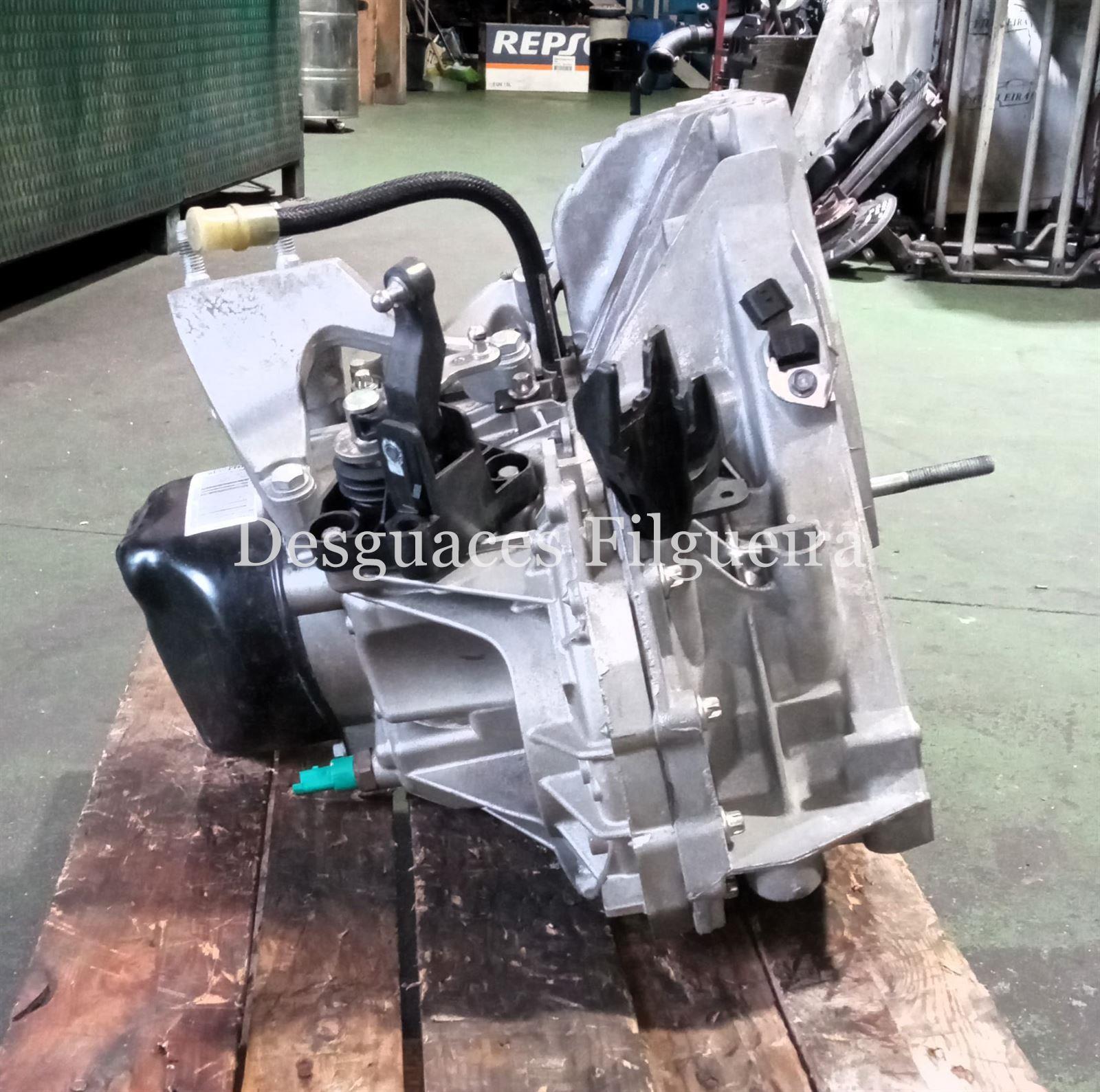 Caja de cambios manual de Dacia Sandero II 0.9 Essential Gasolina / GLP, 90 cv, código de motor H4B B4, año 2018. - Imagen 3
